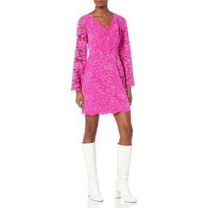 Trina Turk Women’s Lace Bell Sleeve Sheath Dress(Fumiko Fuchsia)
